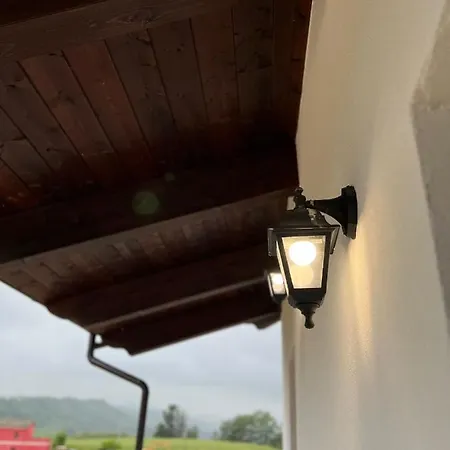 Casale Om Shanti Elice