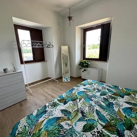 Casale Om Shanti Bed & Breakfast *